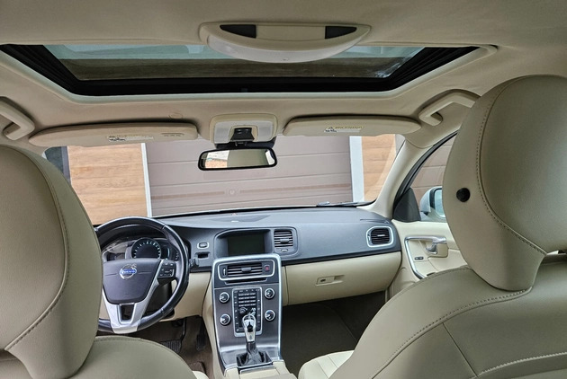 Volvo S60 cena 53505 przebieg: 143680, rok produkcji 2014 z Skoczów małe 232